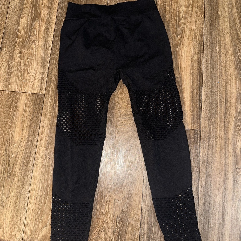 Scrunch Butt Black Leggings